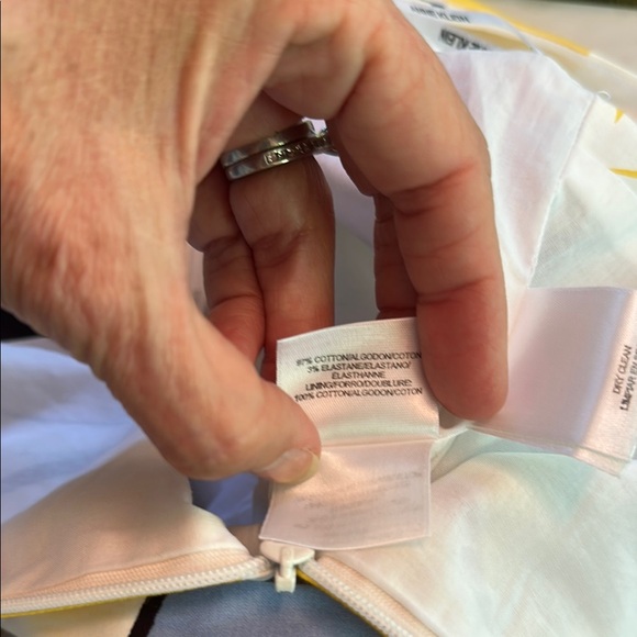 Colorful Sleeveless Dress - Picture 6 of 7